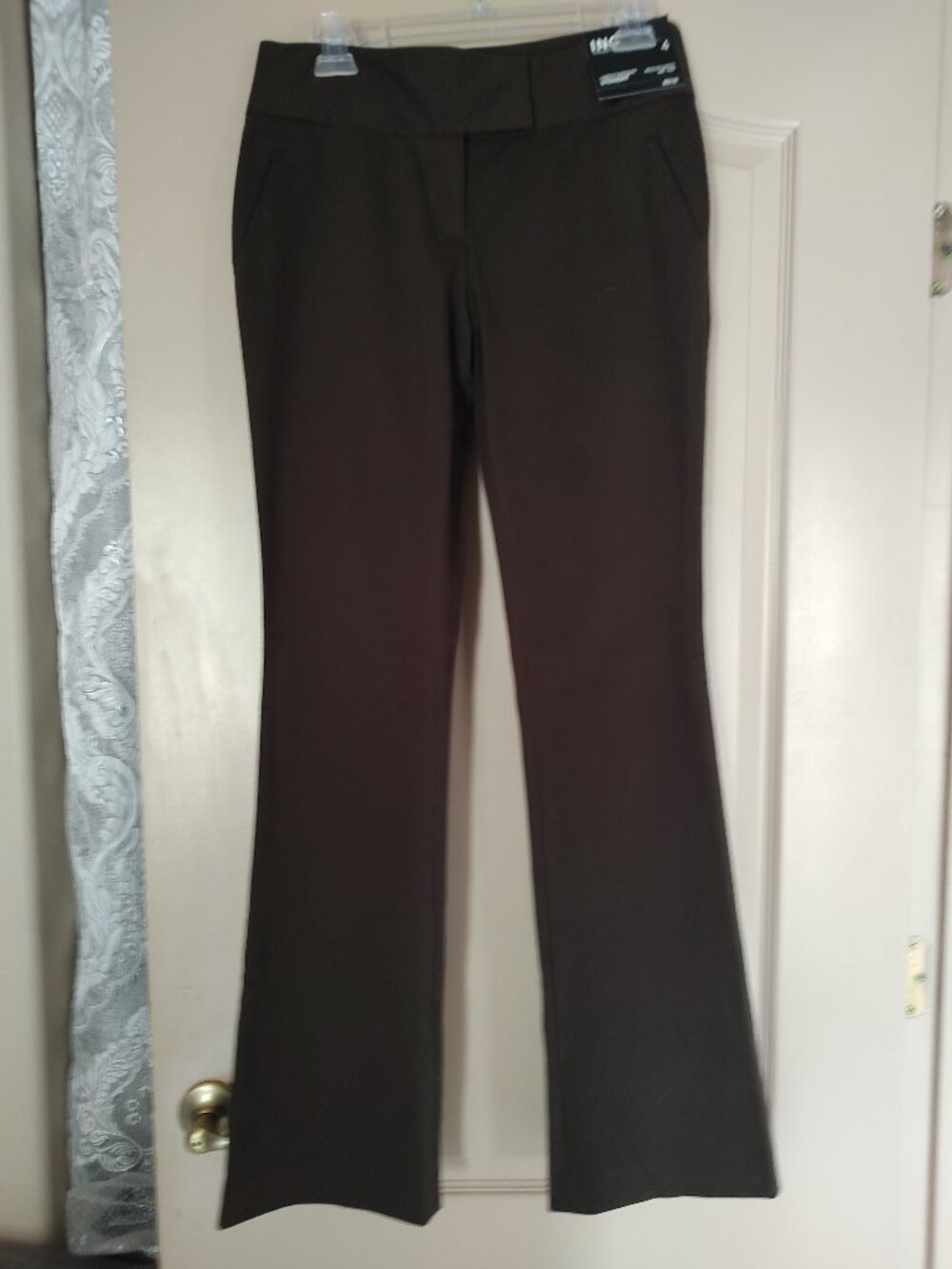INC. INT'L STRAIGHT LEG-COMFORT WAIST PANTS (4)